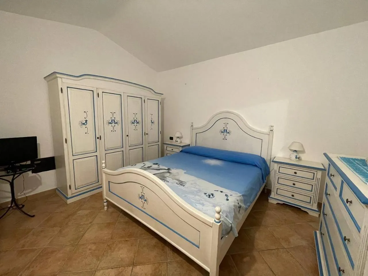Villa Elena Piscina Privata Tanaunella Italy