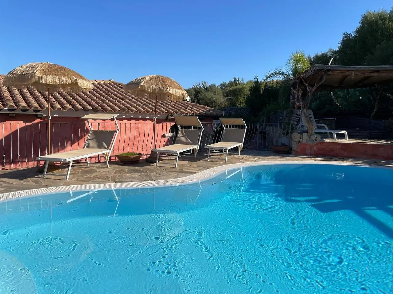 Villa Elena Piscina Privata Tanaunella