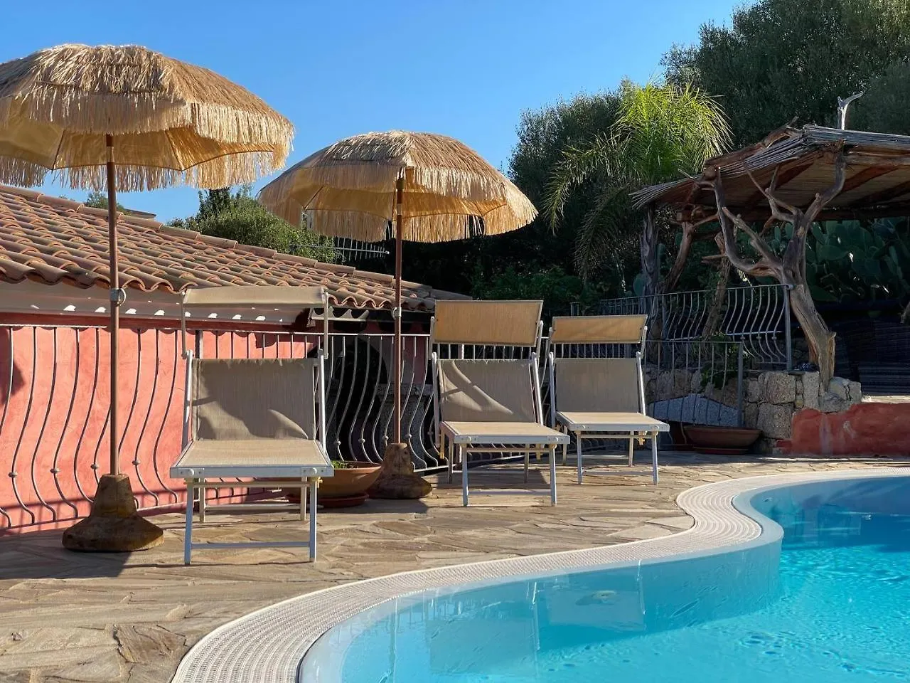 Villa Elena Piscina Privata Tanaunella