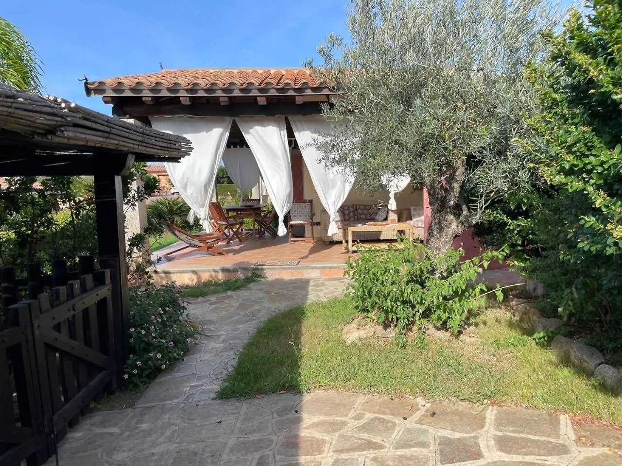 Villa Elena Piscina Privata Tanaunella