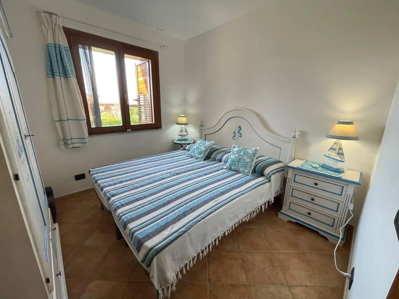 Villa Elena Piscina Privata Tanaunella