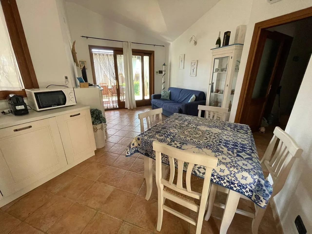 Villa Elena Piscina Privata Tanaunella Italy